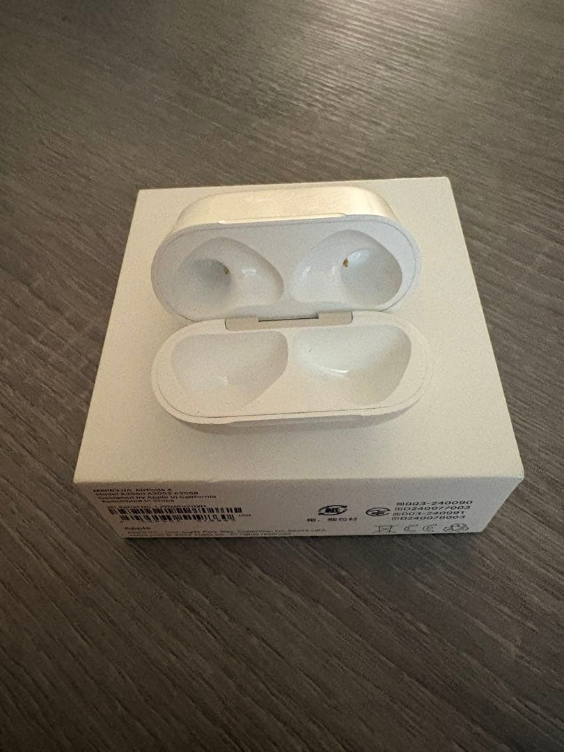 AirPods 第4世代（ノイキャンなし）