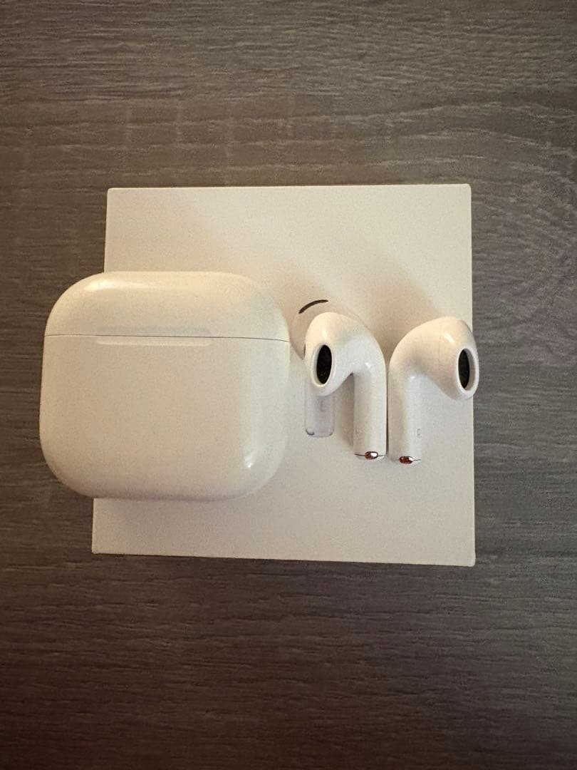 AirPods 第4世代（ノイキャンなし）