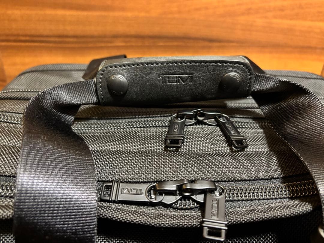 トゥミ　キャリーケース2輪　26104DH