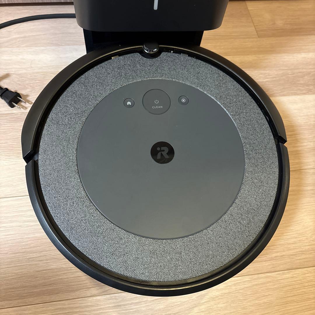 美品　ルンバi3+ホームベース セット 2022年購入　iRobot