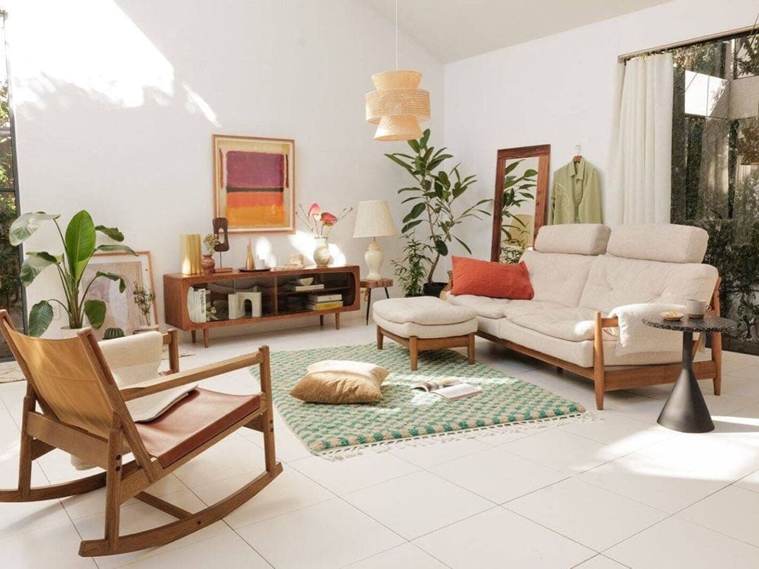 マリメッコ　AROS TV BOARD ブラウン 木製 ガラス扉付き