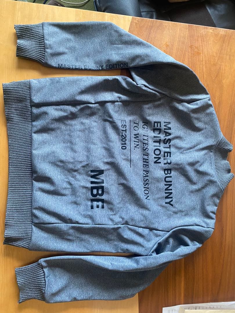 MASTER BUNNY EDITION グレー セーター