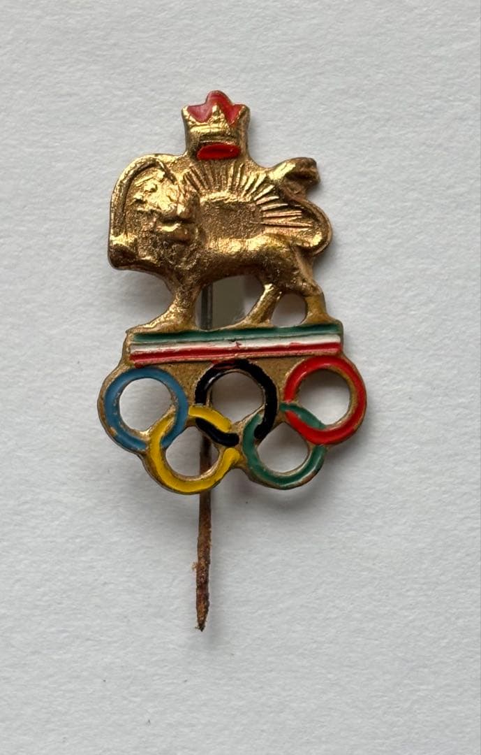 ムー　1964年東京オリンピックの公式ピンバッチ（8カ国)