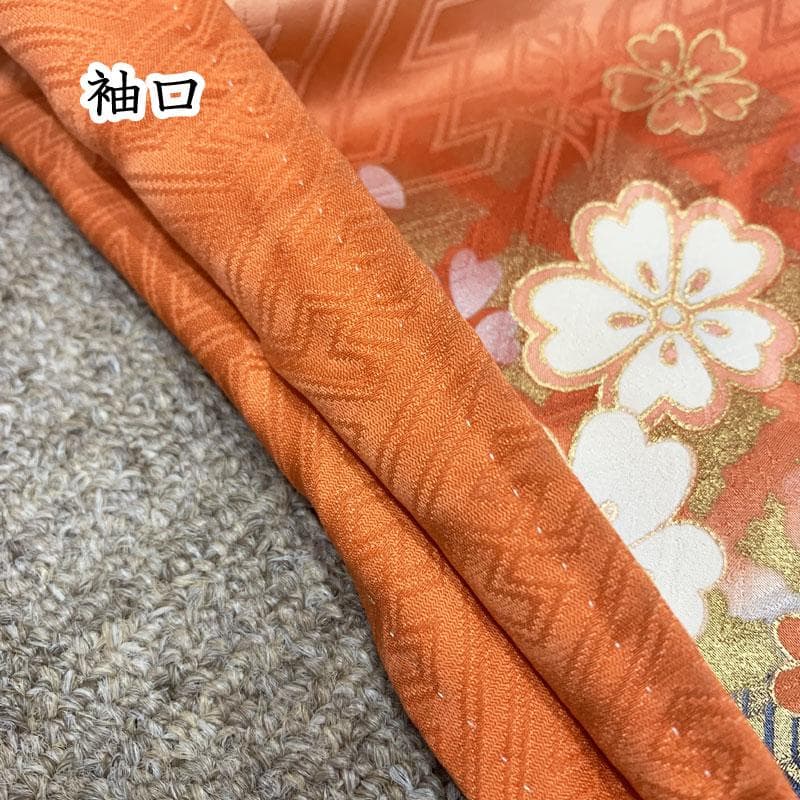 506z25☆振袖 古典柄 金駒刺繍 金彩 ラメ 地紋 黒☆美品 成人式 結婚式