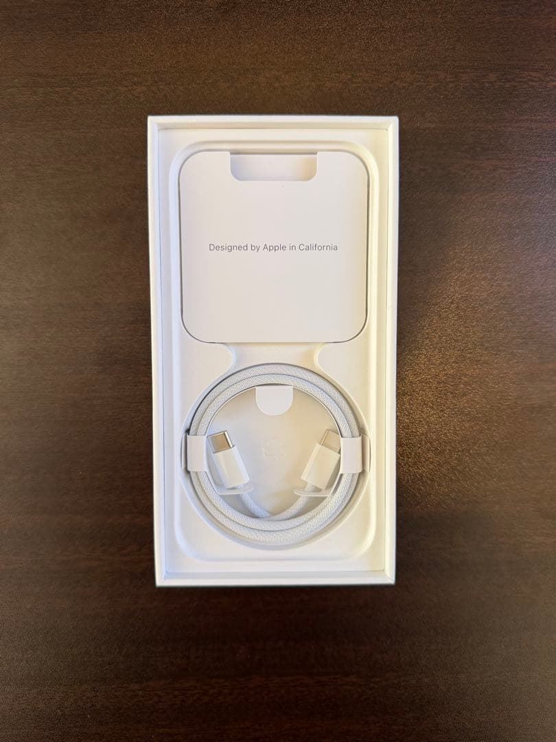 Apple iPhone 15 Pro 本体 256GB ナチュラルチタニウム