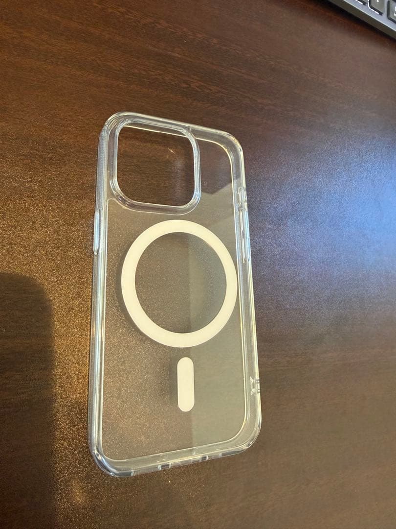 Apple iPhone 15 Pro 本体 256GB ナチュラルチタニウム