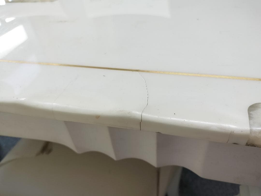 引き取り限定！分解できます。　大理石風　テーブルと椅子の５点セット