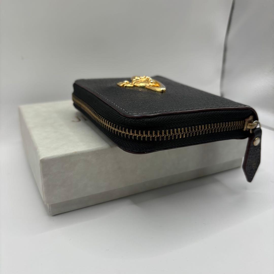 vivienne westwood 二つ折り財布　ラウンドジップ　ブラック　財布