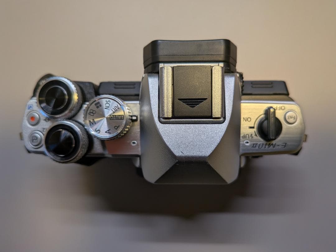 【値下げ不可】オリンパス OM-D E-M10 Mark II （ジャンク品）