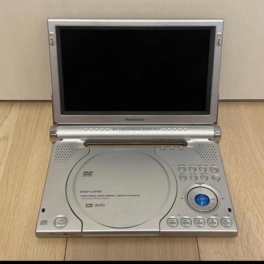パナソニック　ポータブルDVDプレイヤー　DVD-LA95