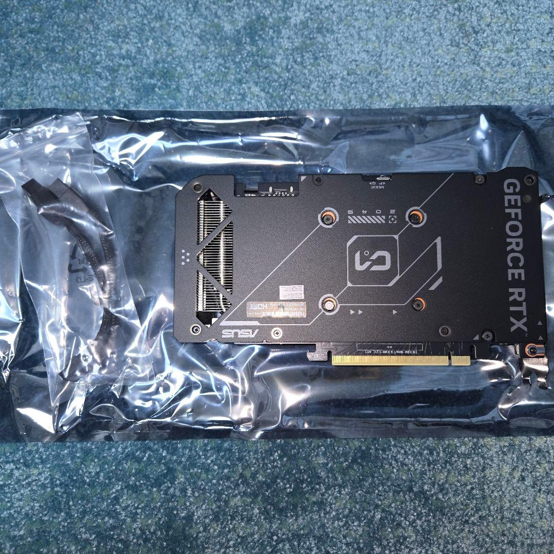 グラフィックボード・グラボ・ビデオカード ASUS Dual RTX 4070 SUPER EVO