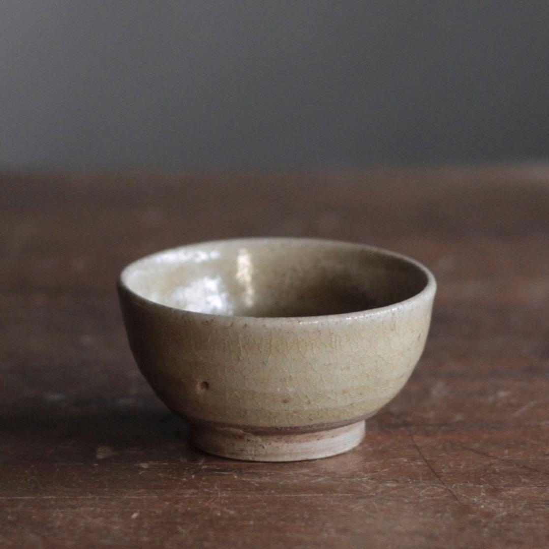 美濃 灰釉 盃 酒器 ぐい呑み 古美術 古道具 アンティーク