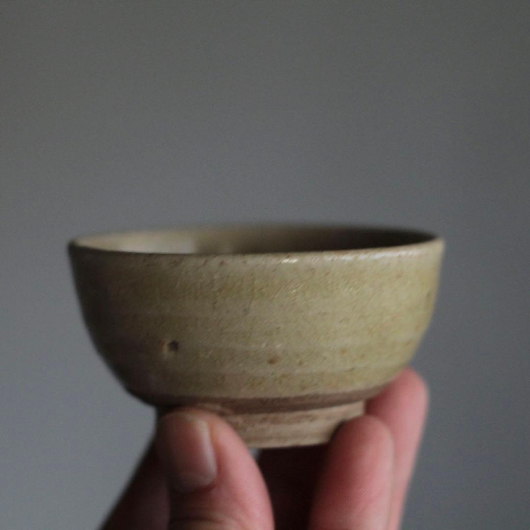 美濃 灰釉 盃 酒器 ぐい呑み 古美術 古道具 アンティーク