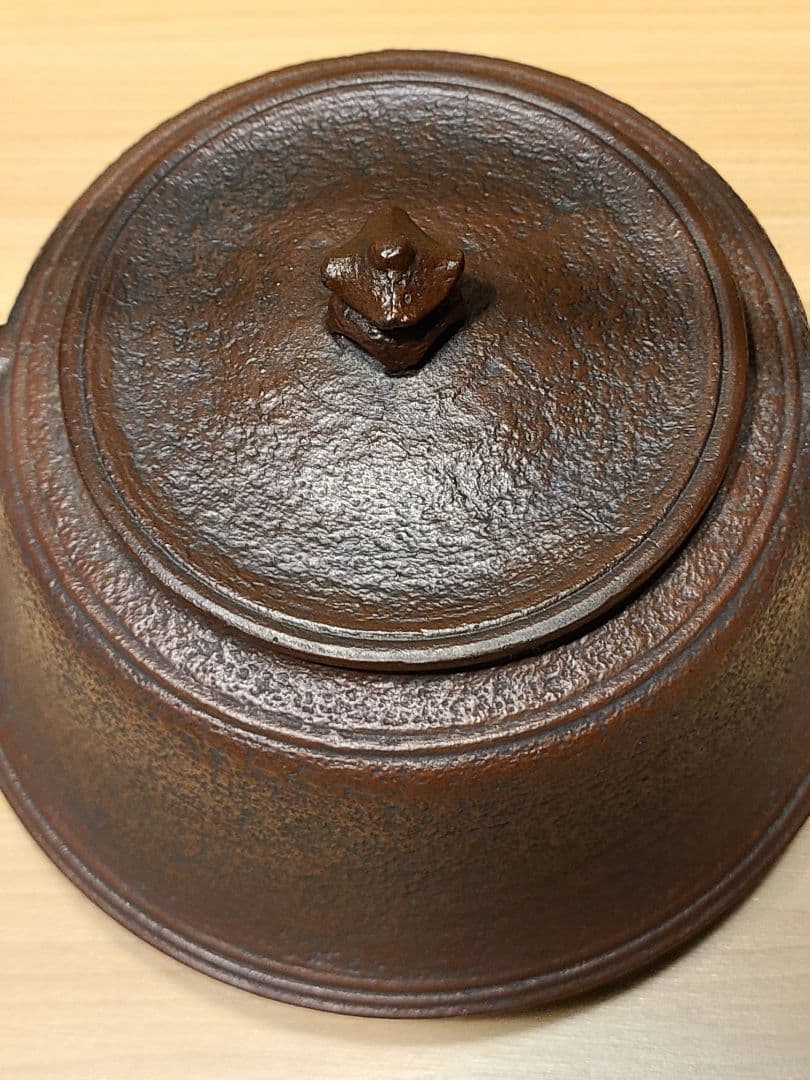 逸品　本場岩手産 南部鉄瓶 「モダン富士山型 2.5リットル」 微小錆