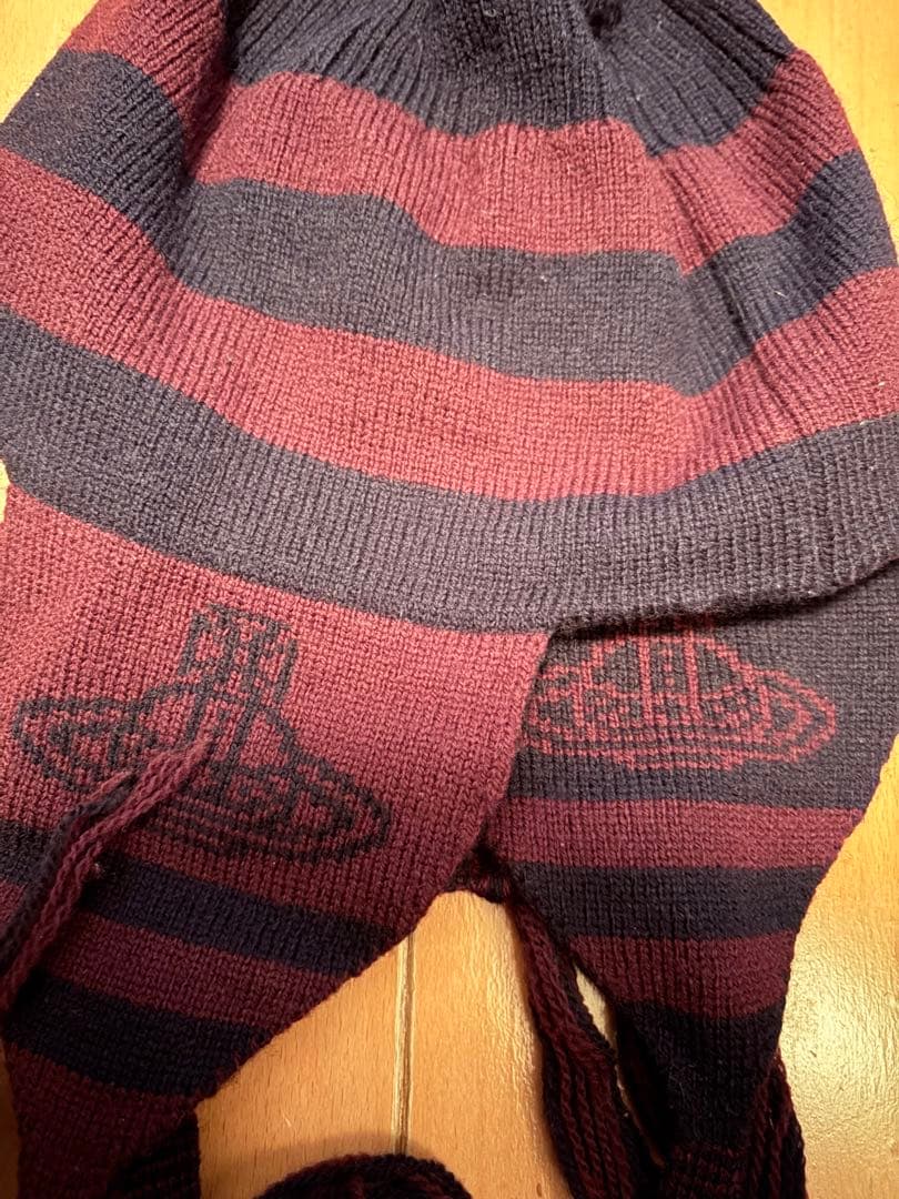 【Vivienne Westwood】ストライプニット帽