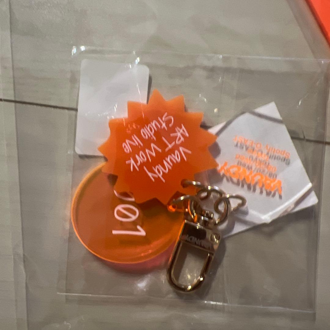 本日2日限定値下げvaundy art work studio live 001