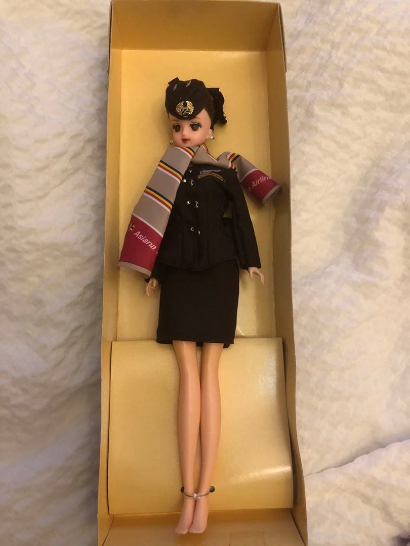 アシアナ航空　CA ドール　Ashiana Airlines 人形　希少