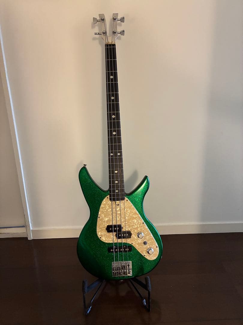 Vaccaro V2 X RAY 4弦ベース