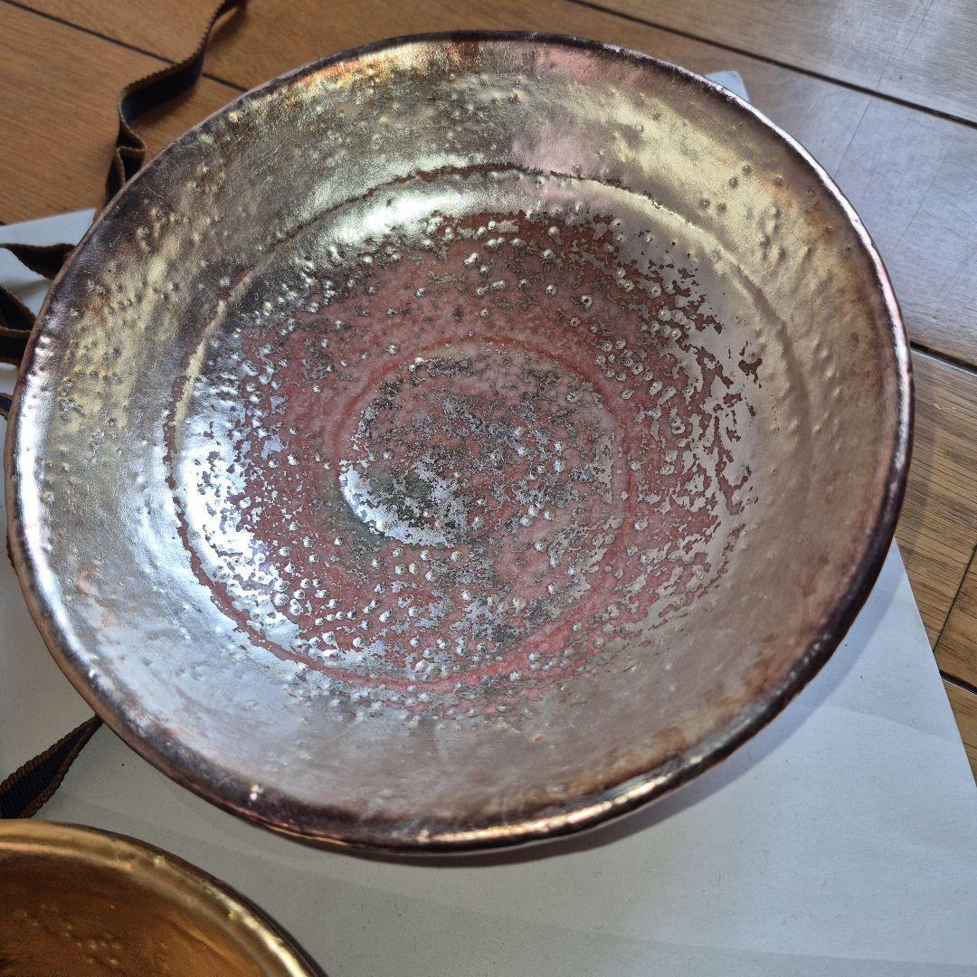 嶋台茶盌 金銀と赤色の茶碗 木製の箱付き