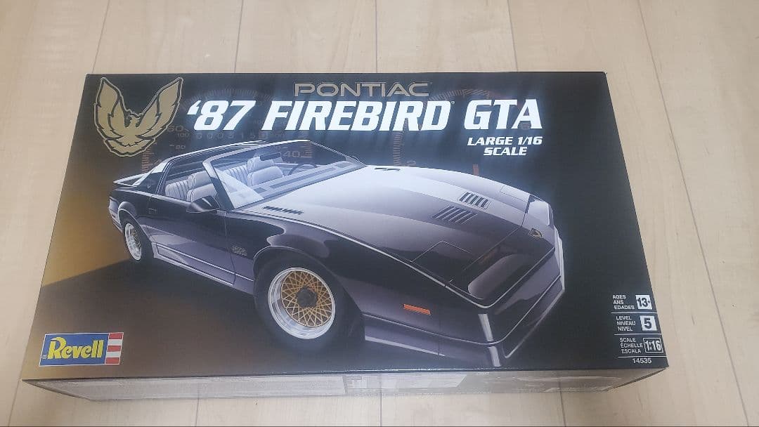 1/16　レベル　ポンティアックファイヤーバードトランザム