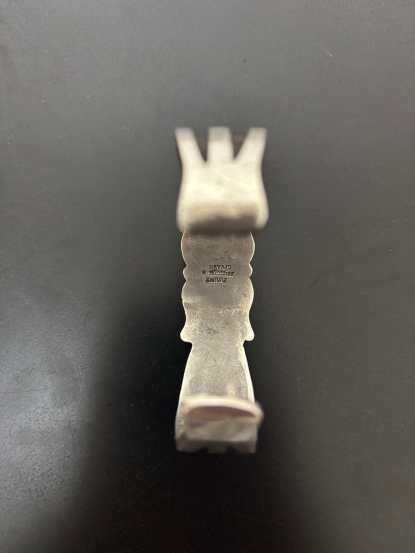 【希少】ナバホ族　インディアンジュエリー　コーラルバングル