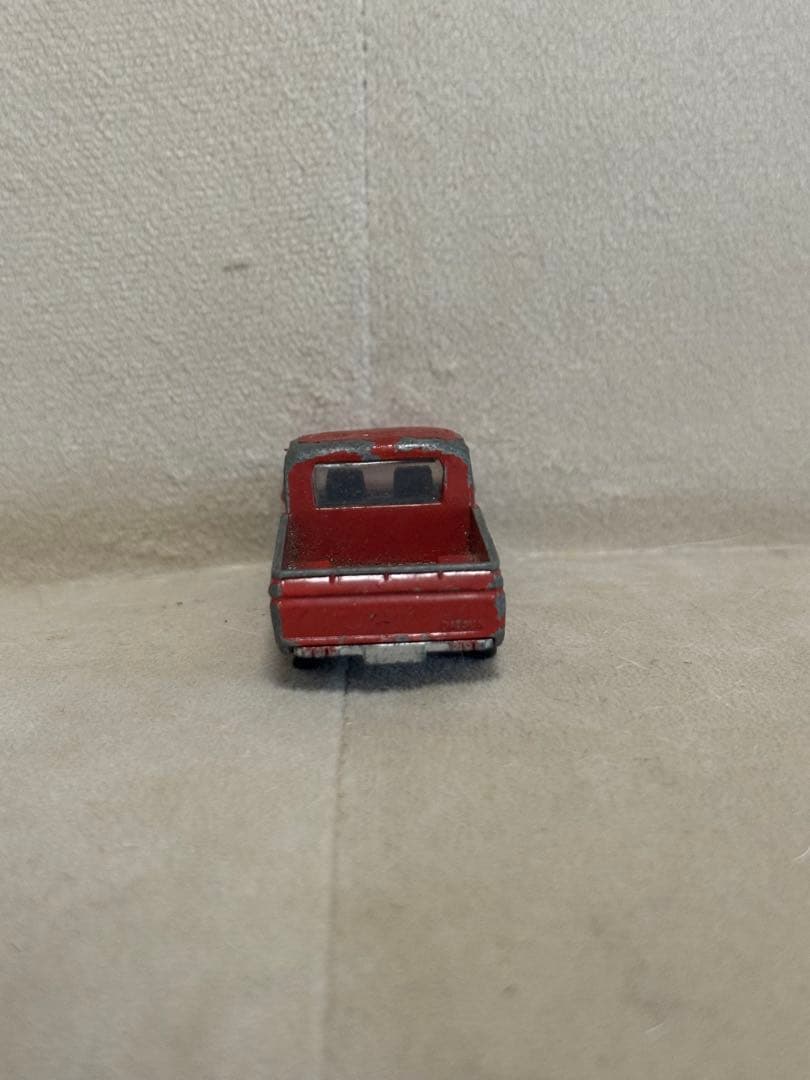香港製　トミカ　ダットサン 1300 トラック 1Bホイール