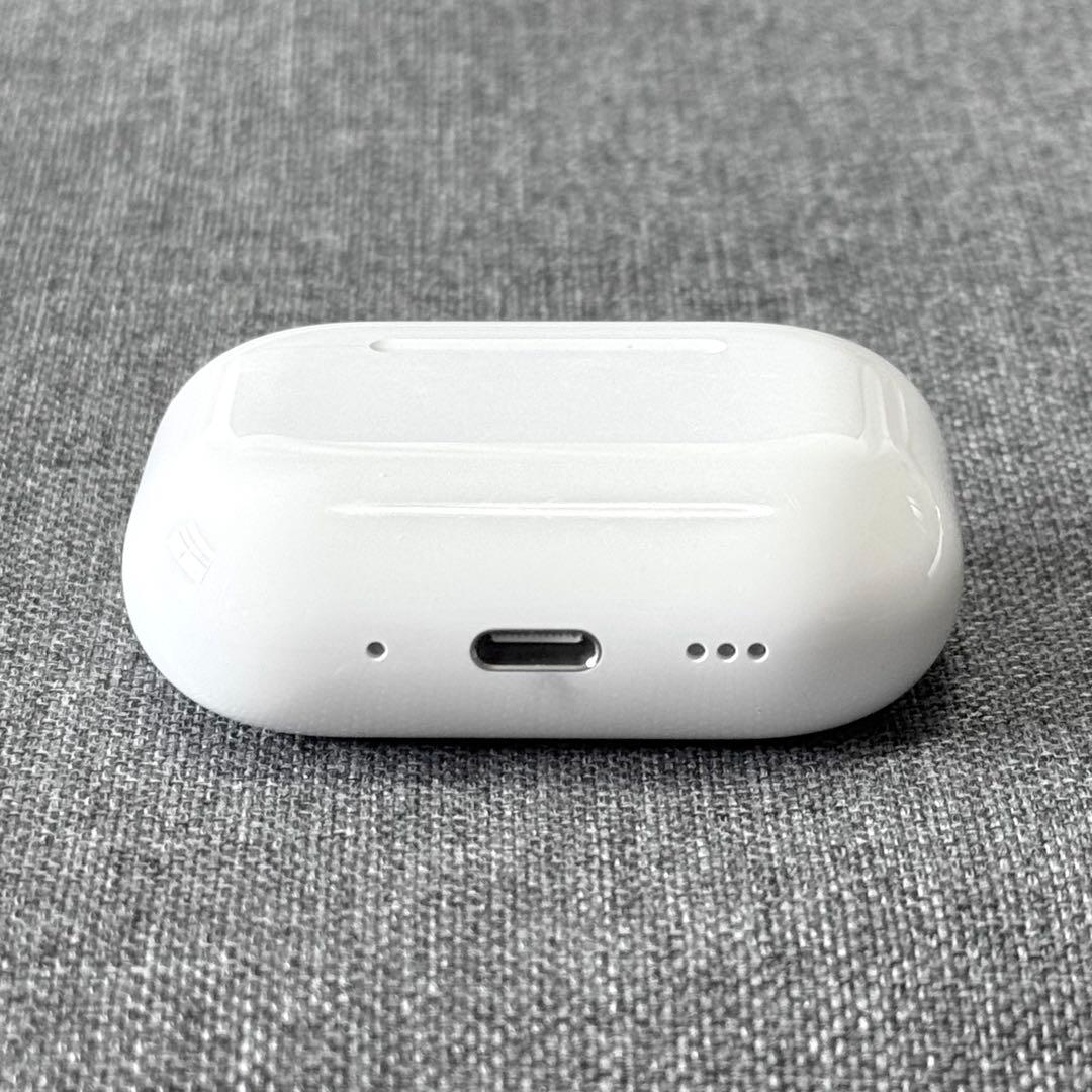 【綺麗】Apple AirPods Pro 第３世代 充電ケース