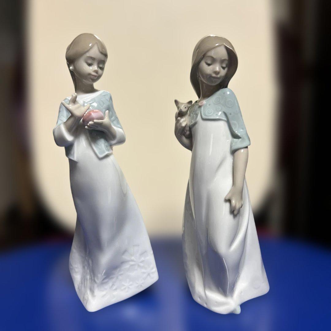 値下げしました　美品　NAO陶器製少女像 青いショール 2セット　高さ22cm