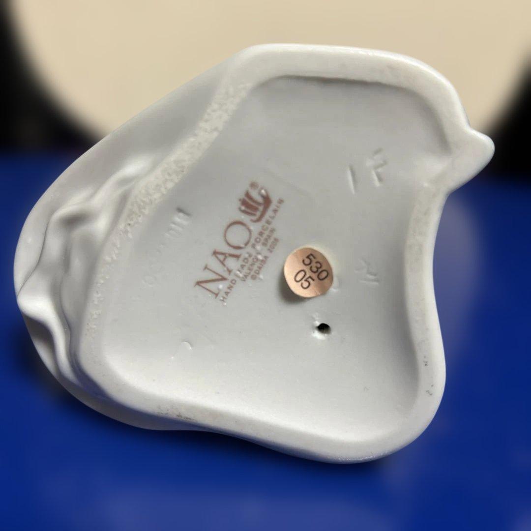 美品　NAO陶器製少女像 青いショール 2セット　高さ22cm