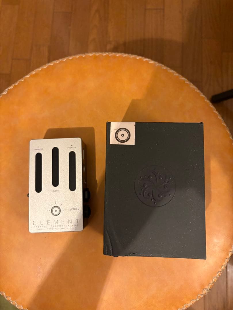 ベース Darkglass Electronics ELEMENT