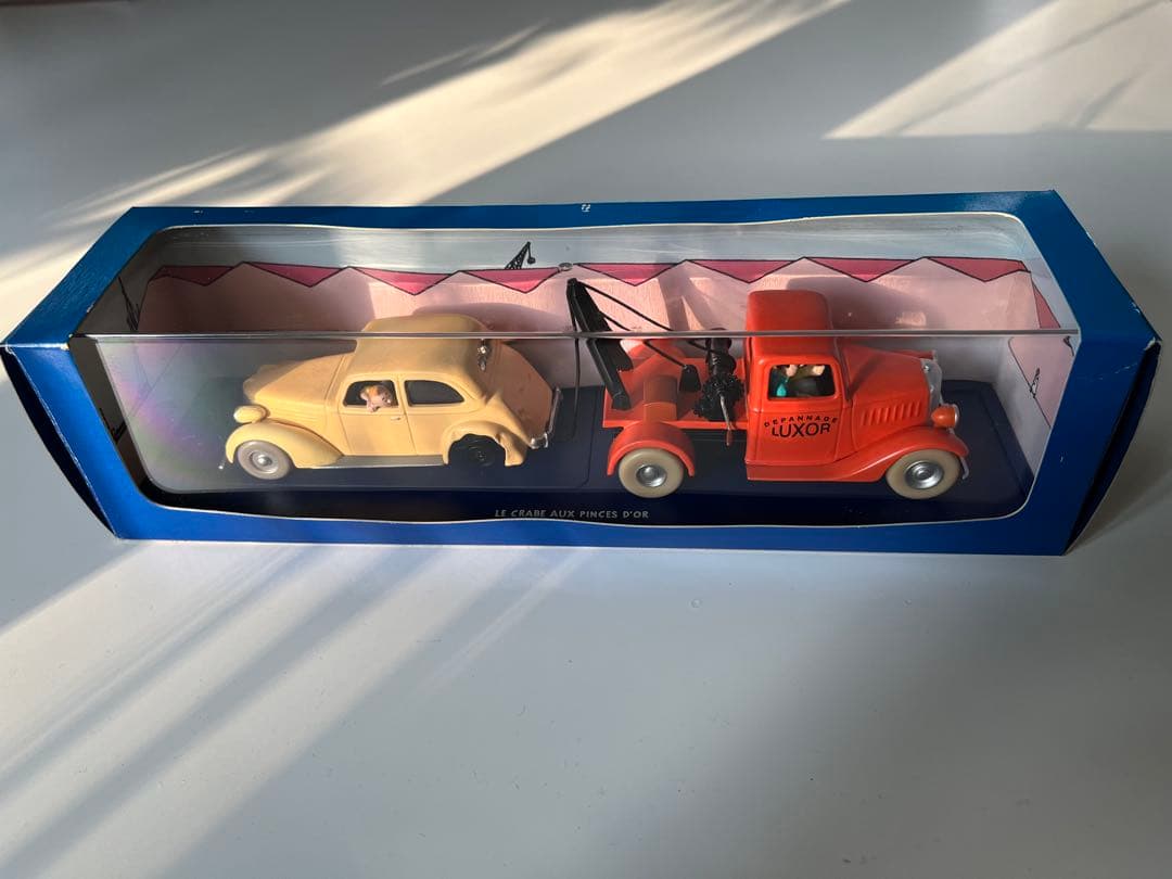 タンタンの冒険 TINTIN ミニカー　レッカー車