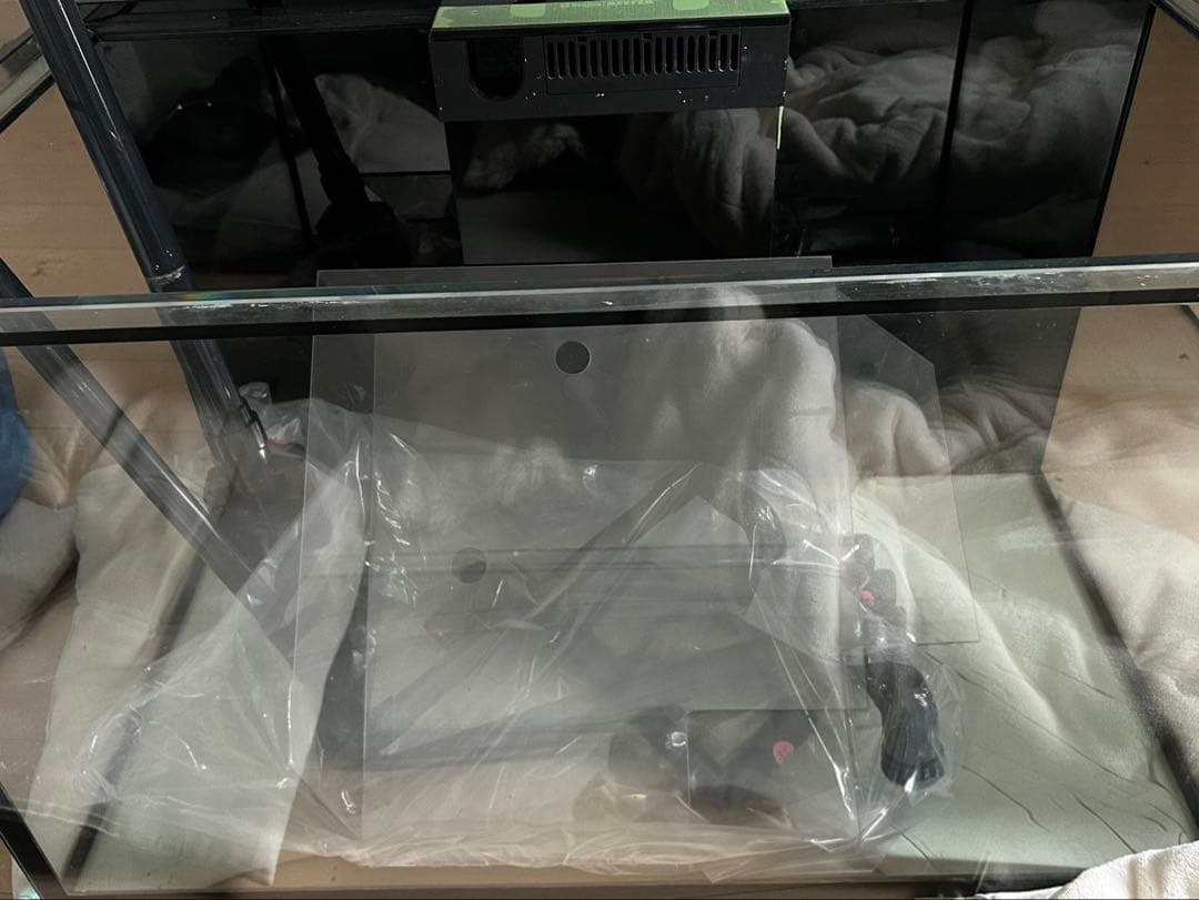 引き取り限定Red Sea 大型ガラス水槽 ホワイト