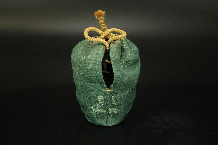 茶道具 唐物 肩衝茶入 纏蓮花裂 鹿角蓋 仕服(RC942)