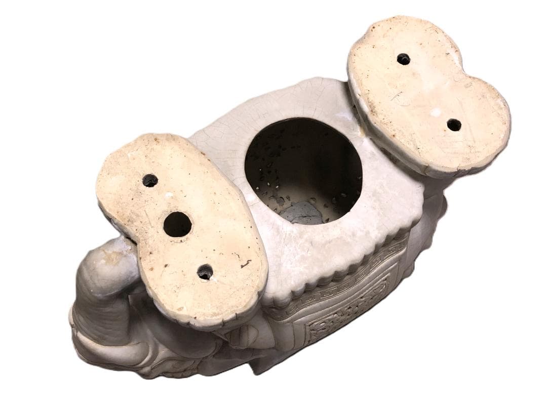 【 白釉象花台 】　アンティーク　吉祥蝙蝠文