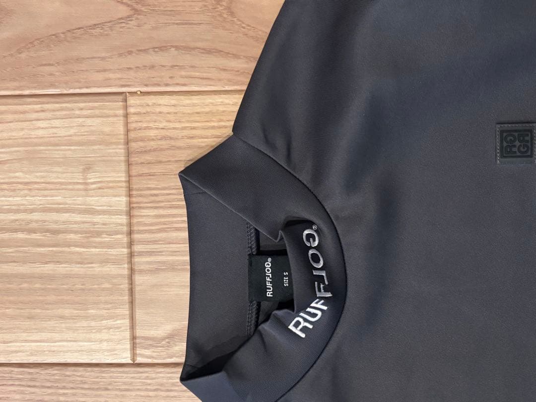 ラフロッグ　バックフレームロゴモックネックシャツ　グレー　新品