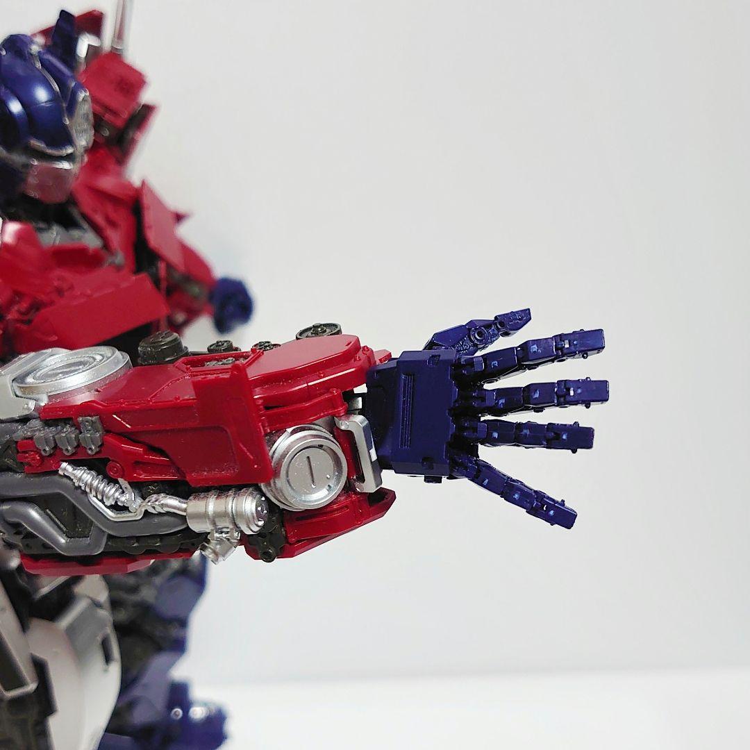童友社 トランスフォーマー　オプティマスプライム　プラモデル　完成品