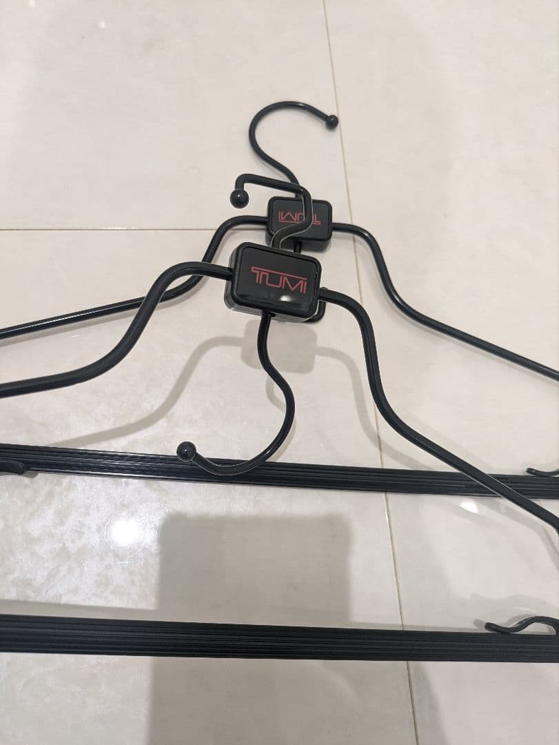 美品【TUMI】トゥミ　旅行用品（ハンガーセット＆トラベルポーチセット）