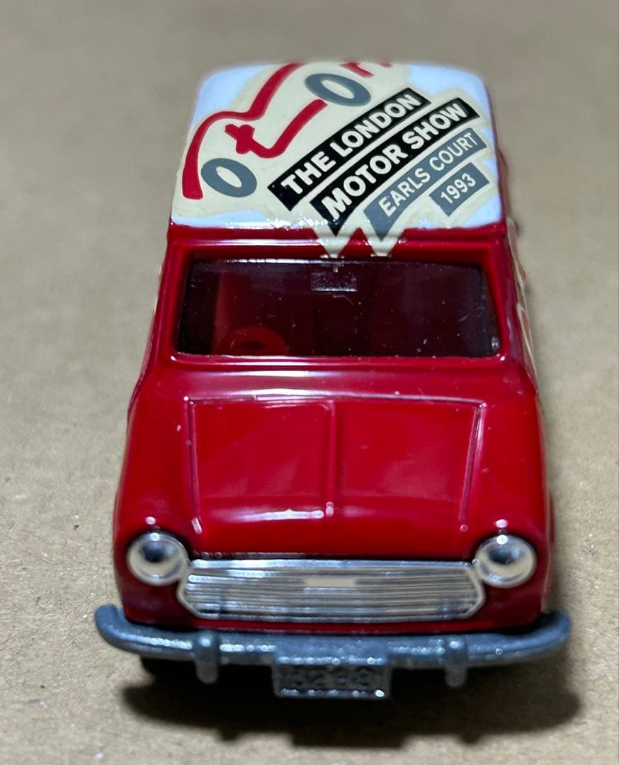 トミカ ミニクーパー トラフィック ロンドンモーターショー 赤