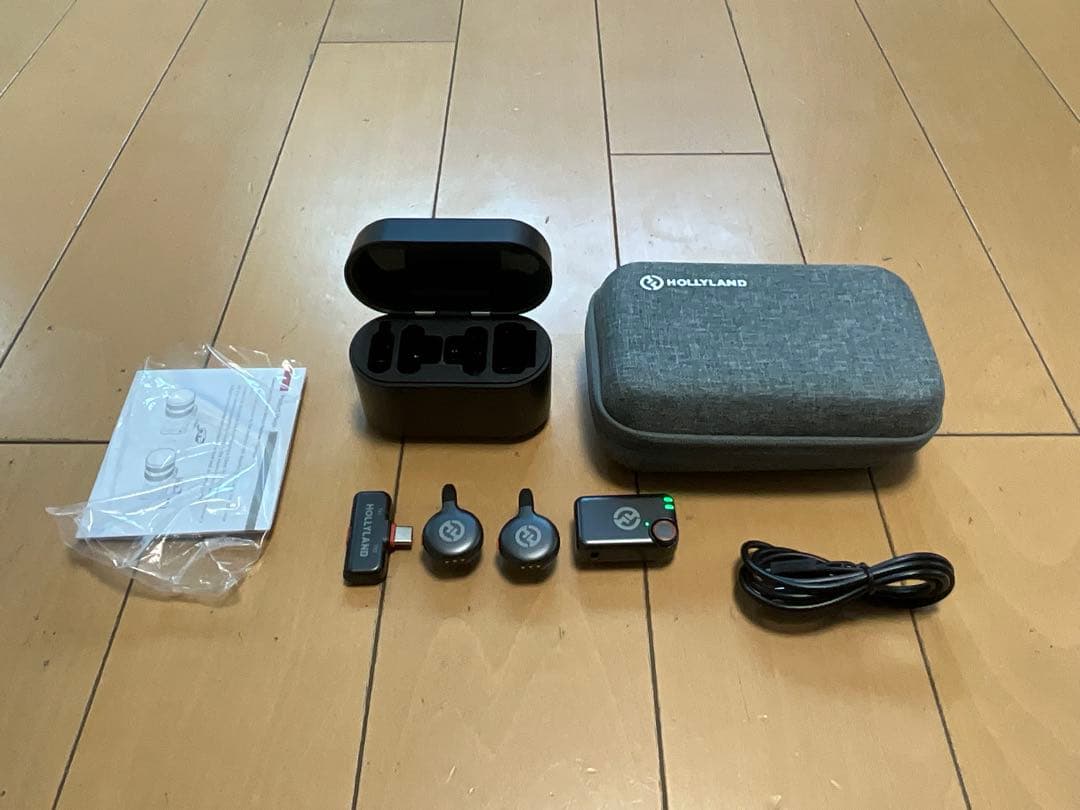 HOLLYLAND製のワイヤレスピンマイクLark M2S