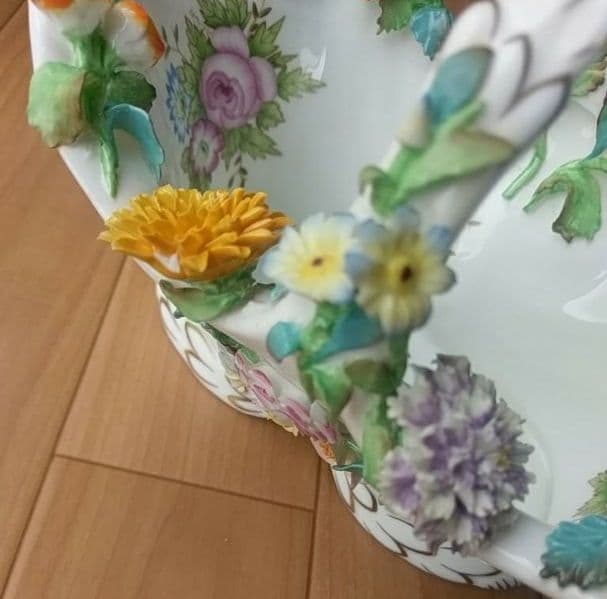 【coalport コールポート】バスケット　花のアップリケ✾優しい色合い