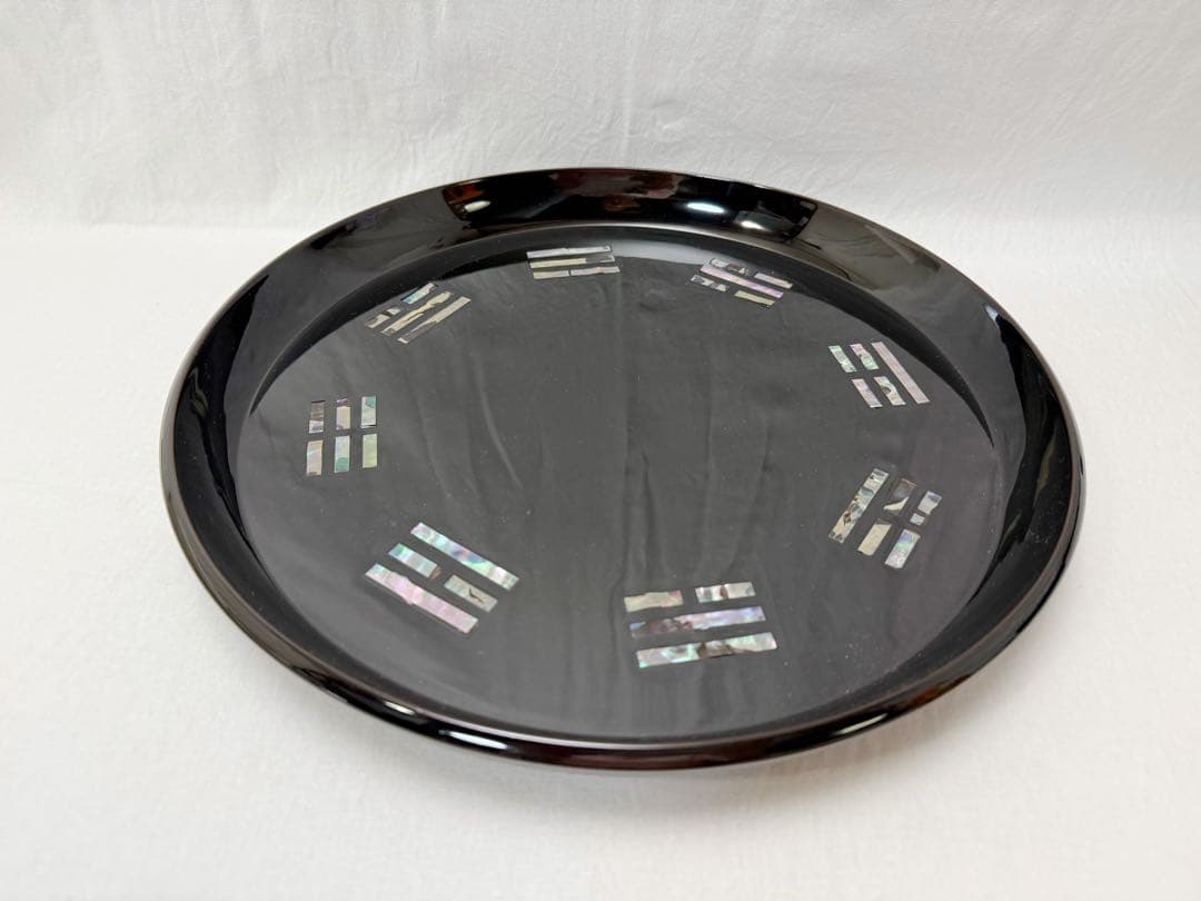 ほぼ未使用 茶道具 木製黒真塗 螺鈿細工 青貝 八卦盆