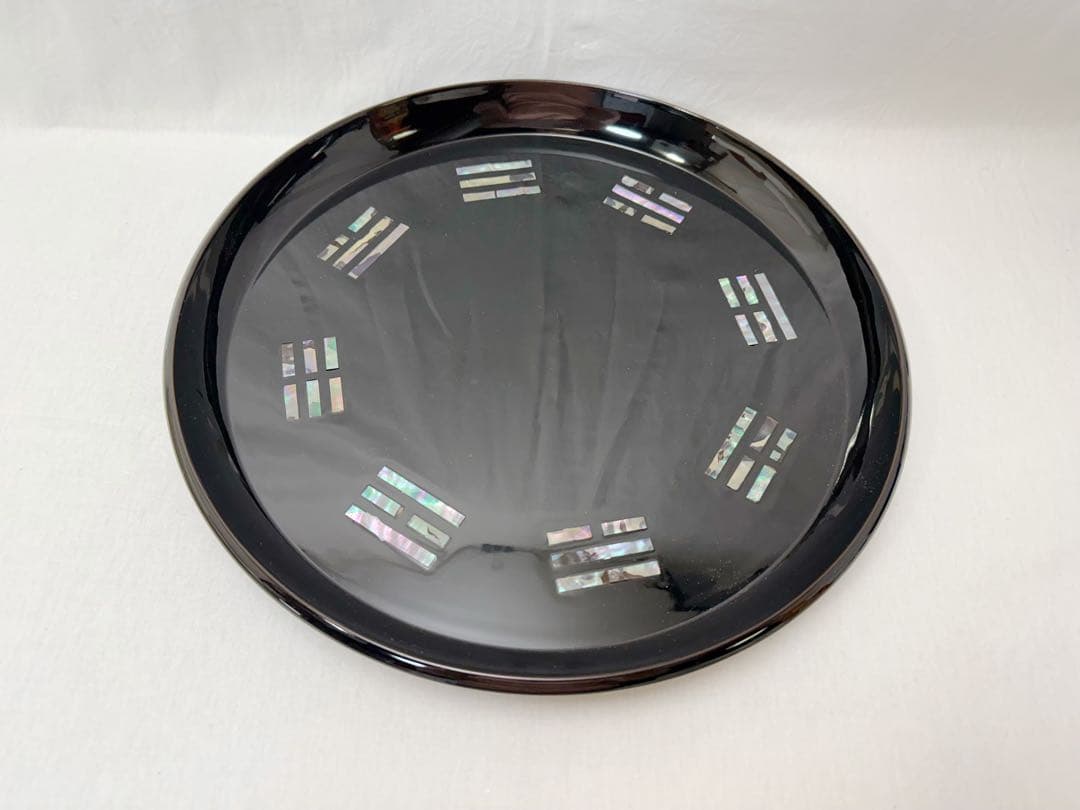 ほぼ未使用 茶道具 木製黒真塗 螺鈿細工 青貝 八卦盆