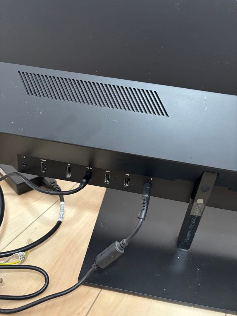 専用 HP pavilion 32 QHD 液晶モニター ディスプレイ