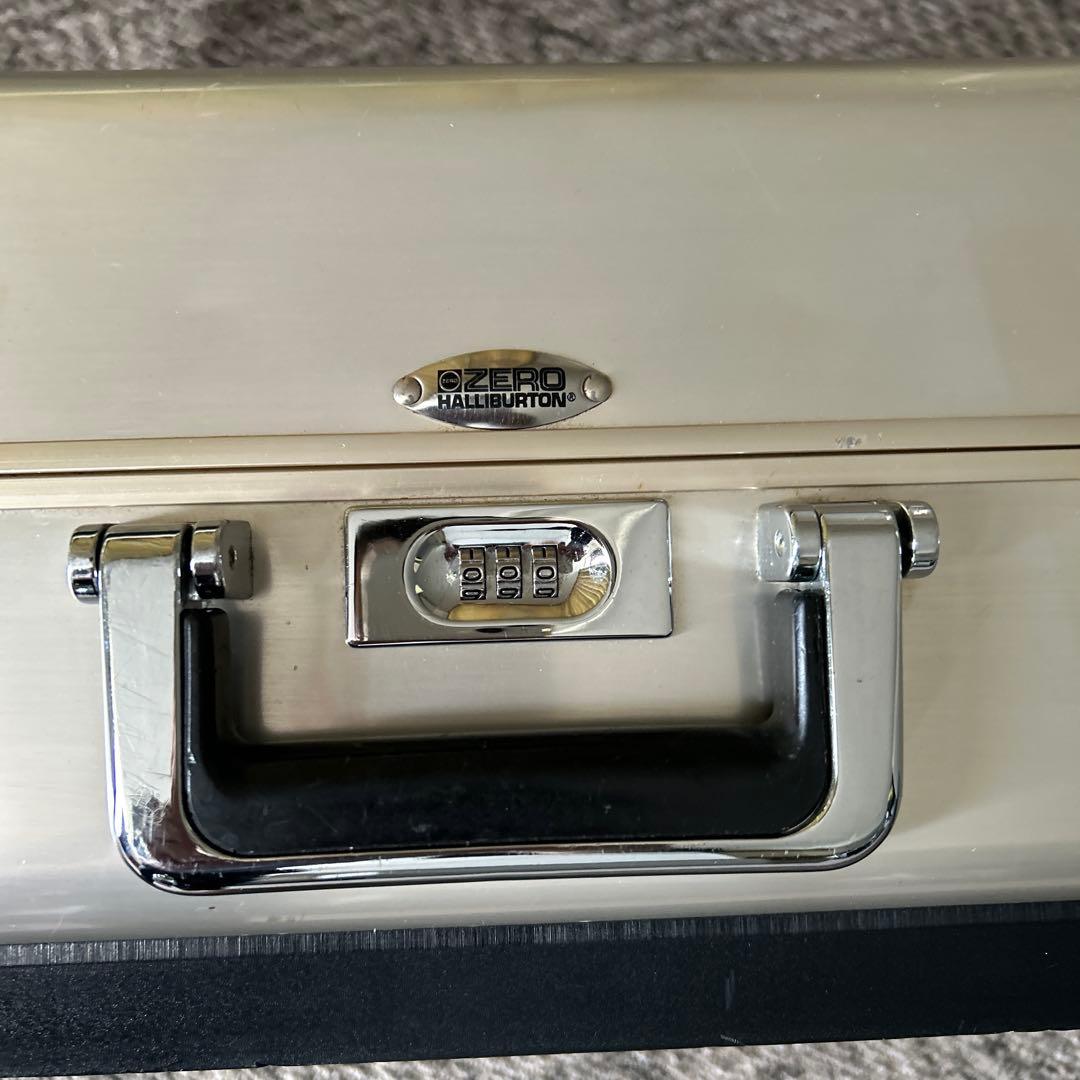 専用 Zero Halliburton ゼロハリバートン ゼローラー