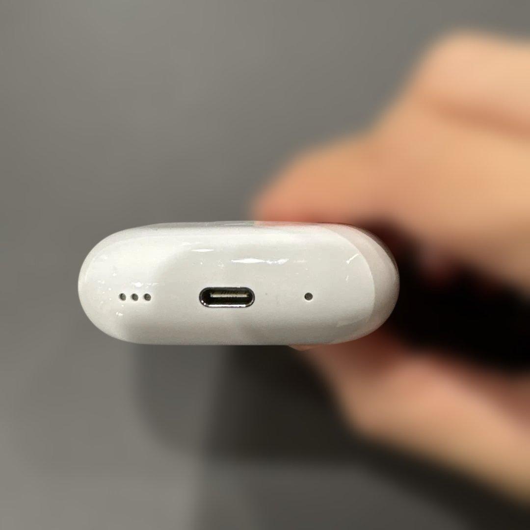 美品　AirPods Pro 第二世代　タイプC 中古品　③