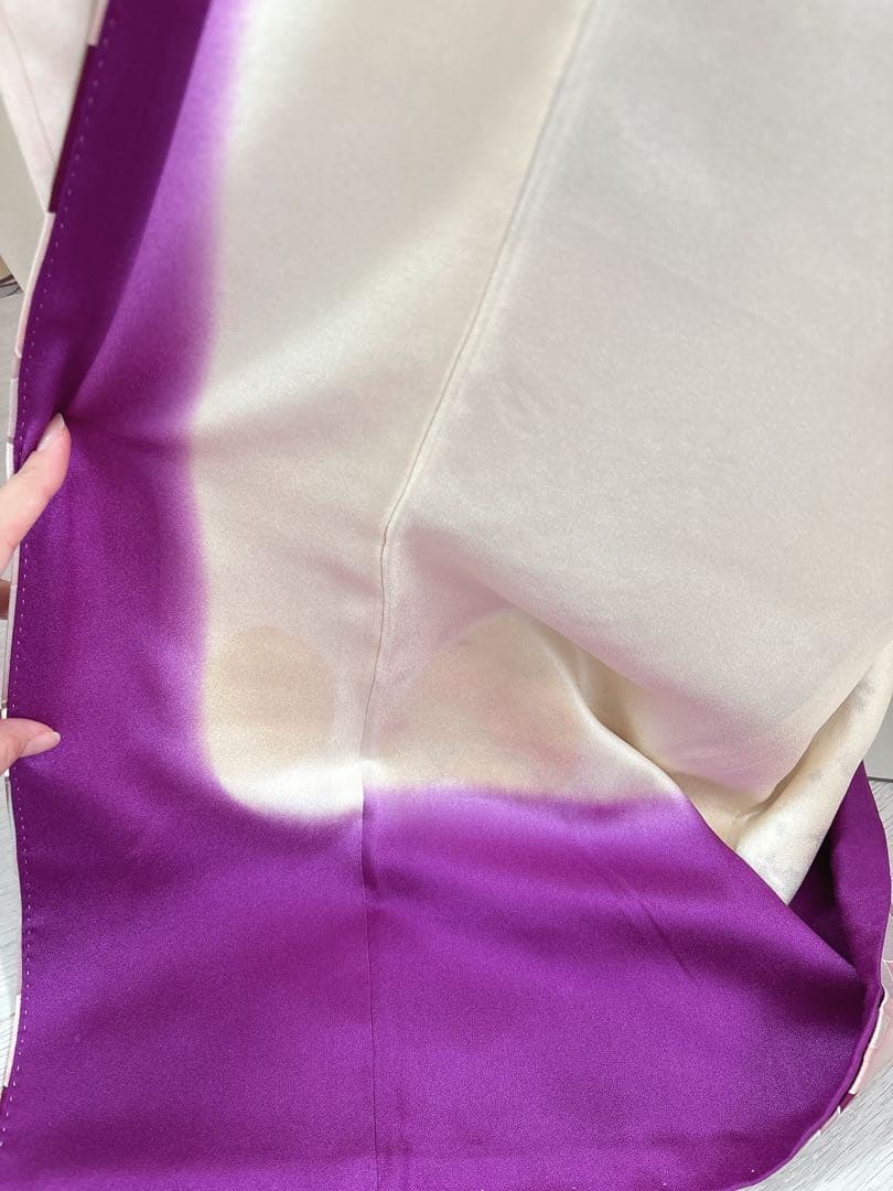 正絹振袖フルセット　豪華　銀彩　袋帯刺繍　紫色とピンク色　牡丹成人式