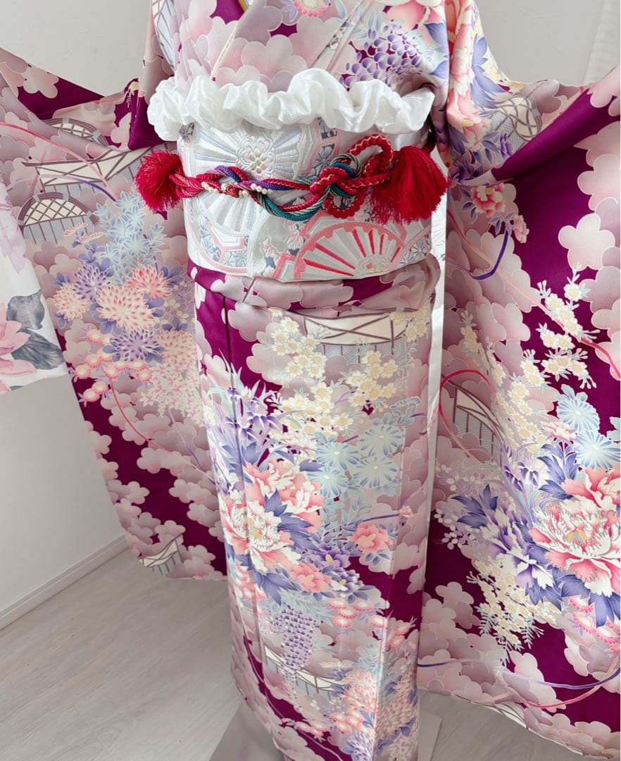 正絹振袖フルセット　豪華　銀彩　袋帯刺繍　紫色とピンク色　牡丹成人式