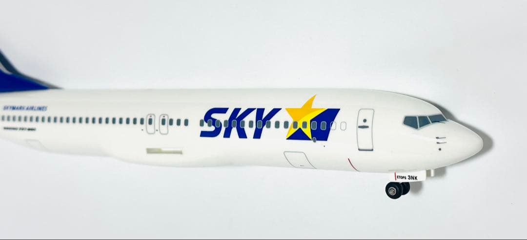 クロスウィング 1/130 B737-800 SKYMARK Ever Rise