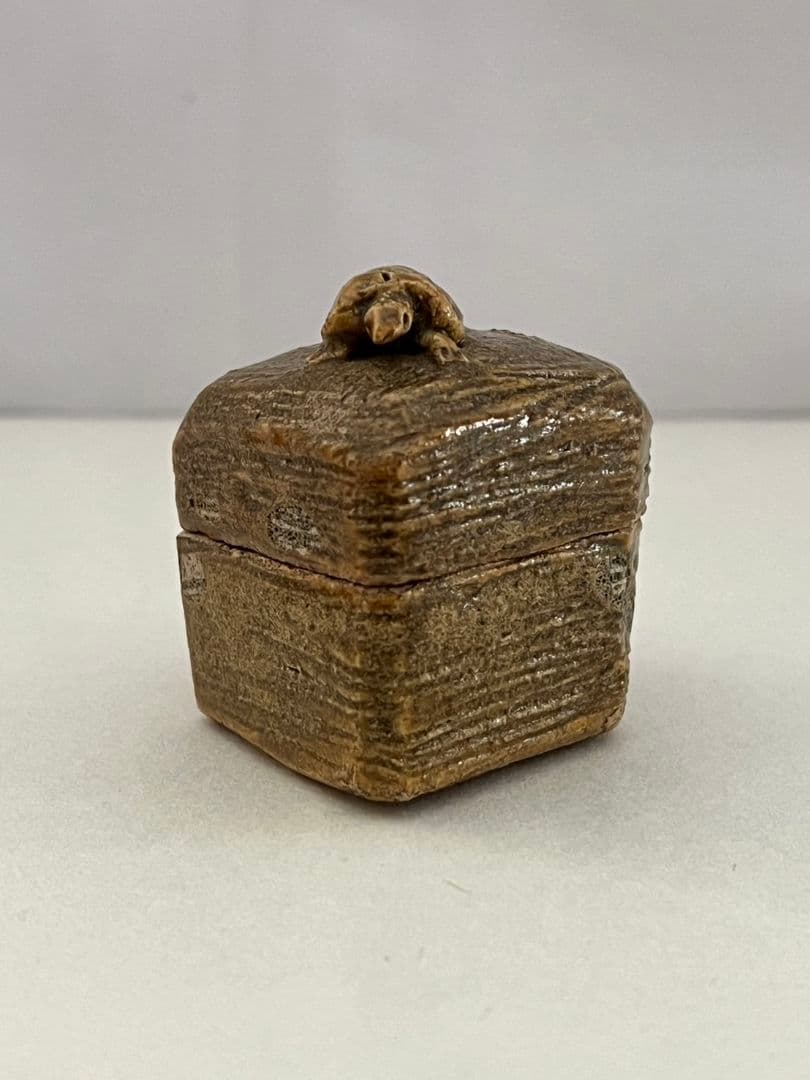 古織部香合 角形 亀 茶道具