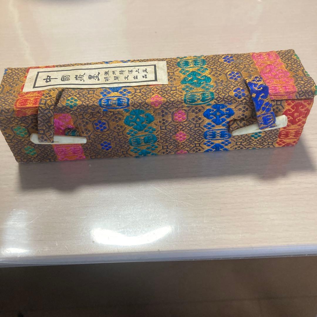 中国製 装飾的な筒 オリジナルケース付き